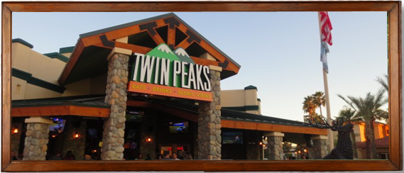 Twin Peaks Camelback Restaurant